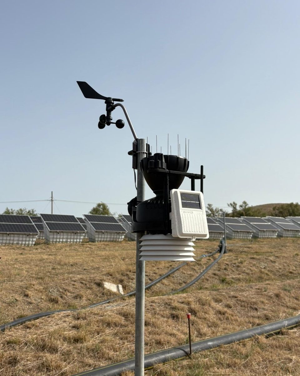 rete di sensori Davis EnviroMonitor per agrivoltaico